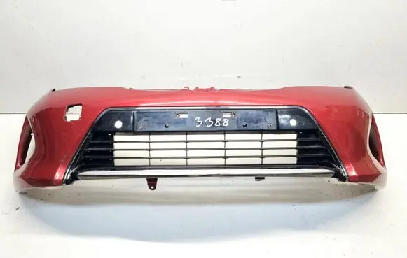 Toyota Auris E180 Front bumper 52119-02A20
