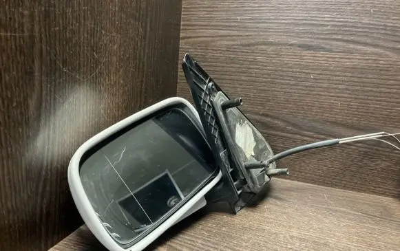 Volkswagen Polo III 6N 6N2 6NF Front door electric wing mirror 202271