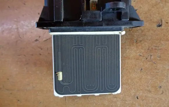 Nissan Micra Heater blower motor/fan resistor 27150EY00A B200004124