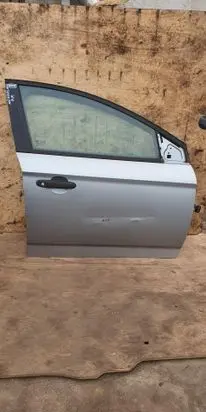 Ford Mondeo MK IV Front door 