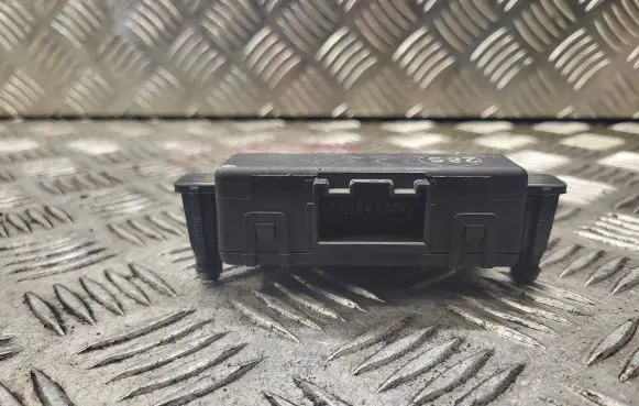 Volkswagen Touran I Gateway control module 1K0907530F