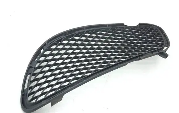 Mercedes-Benz CLS C218 X218 Front bumper lower grill