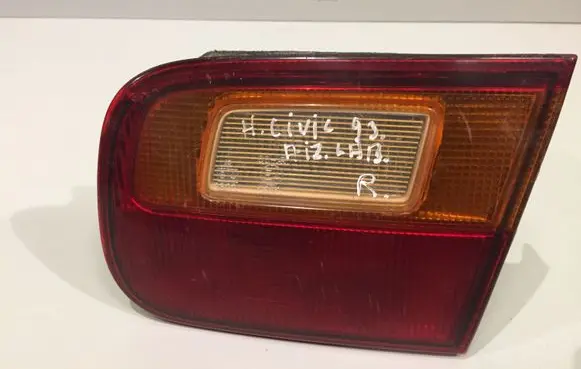Honda Civic Tailgate rear/tail lights 0431132