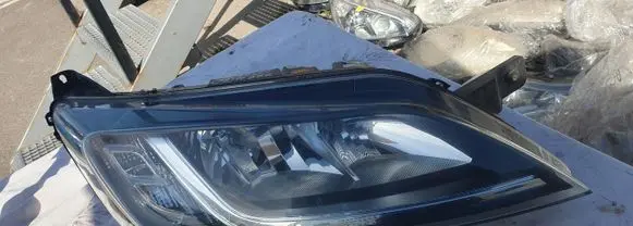 Peugeot Boxer Headlight/headlamp 1375099080