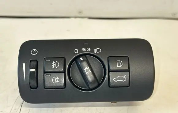 Volvo V70 Light switch 30739414