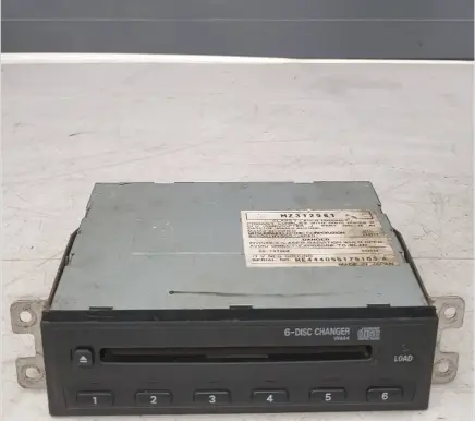 Mitsubishi Grandis CD/DVD changer MZ312961