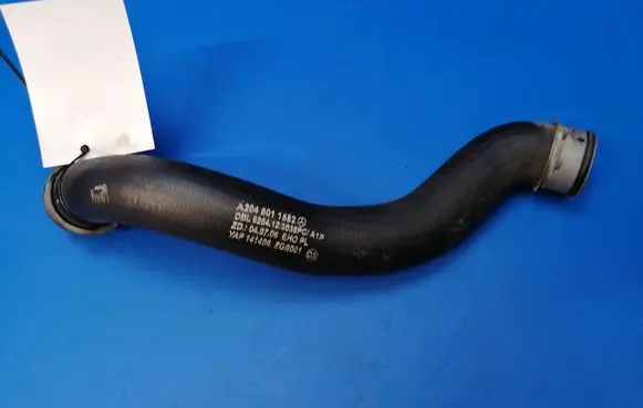 Mercedes-Benz E W212 Engine coolant pipe/hose A2045011582