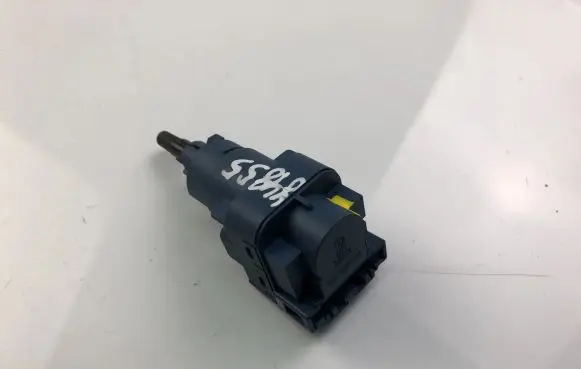 Clutch pedal sensor