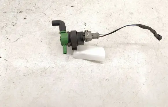 Mercedes-Benz C W203 Sensor A0004703893 0004703893