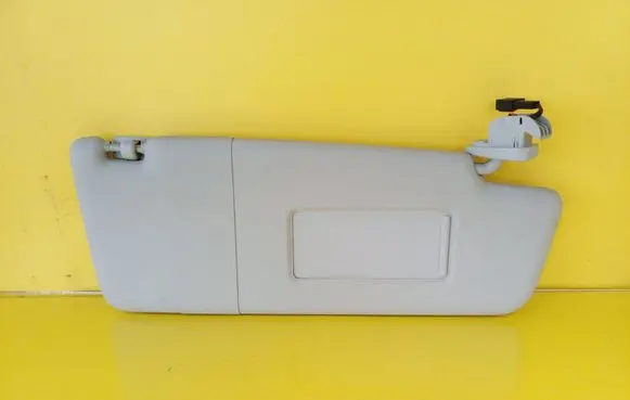 Volkswagen Touran I Sun visor