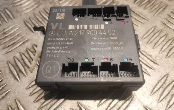 Mercedes-Benz E W212 Door control unit/module 2129004402