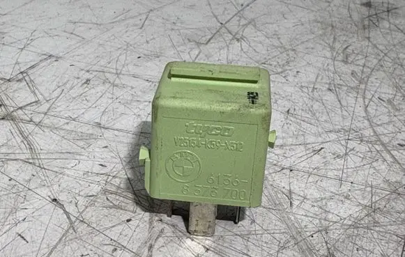 BMW X3 E83 Other relay 61368373700 8373700