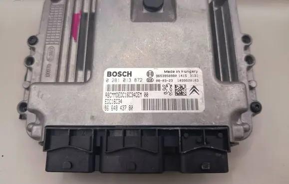 Peugeot 3008 I Engine control unit/module 0281013872 9653958980 9664843780
