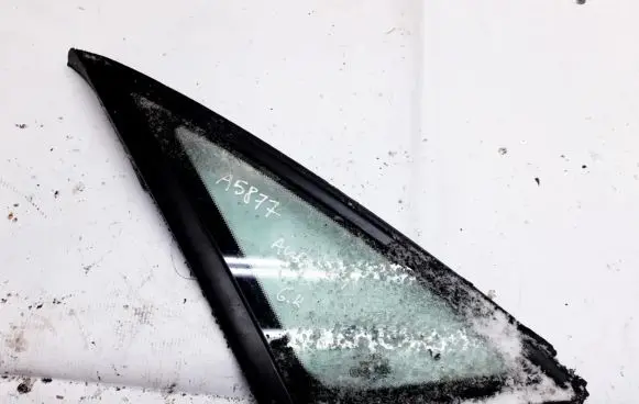 Audi A4 S4 B5 8D Rear side window