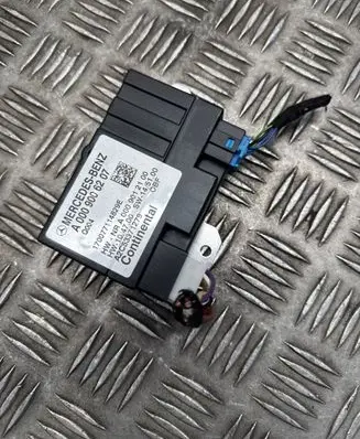 Mercedes-Benz A W176 Fuel injection pump control unit/module A0009006207 A0009012100 T0077114829E