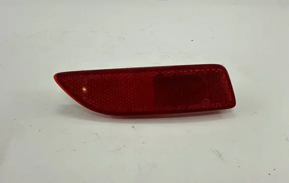 Lexus CT 200H Rear tail light reflector 12886