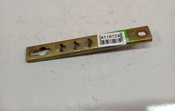 Peugeot 206 Seat belt adjustment rail 