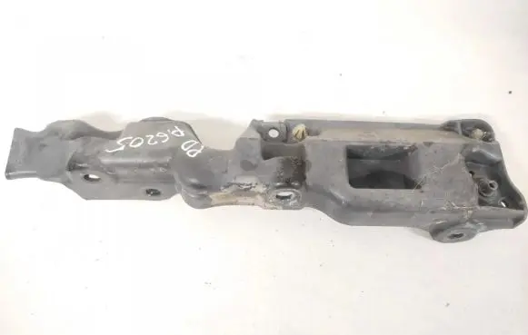 Renault Scenic III - Grand scenic III Front bumper mounting bracket 631220010r