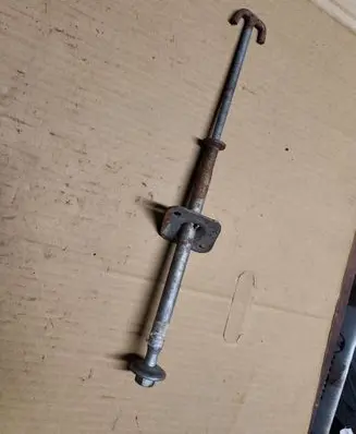 Chrysler PT Cruiser Spare wheel bolt 