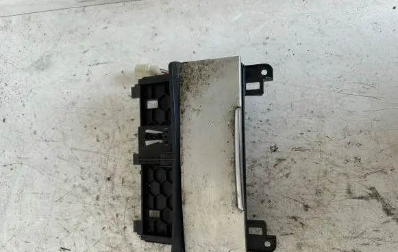 Audi Q7 4L Ashtray (front) 4l0857951