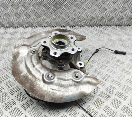 BMW iX3 G08 Rear wheel hub 6886949 6287616