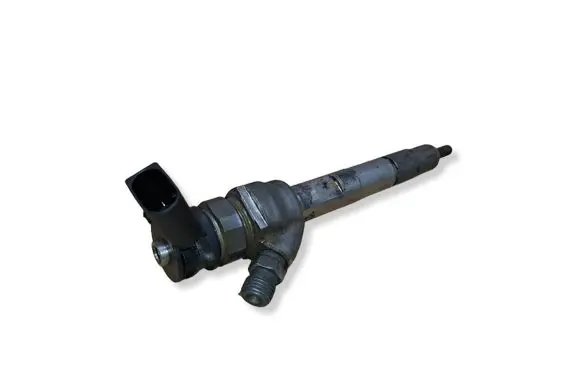 BMW 5 G30 G31 G38 Fuel injector 8579236 0445110814 13538579236