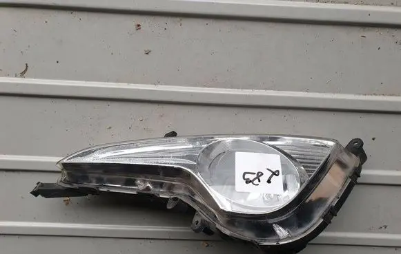 Hyundai i40 Front fog light 922013Z010