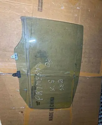 Nissan Primera Rear door window glass