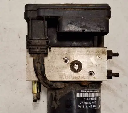 Volkswagen Sharan ABS Pump 10020401924 98VW2L580AC 7M0614111AA