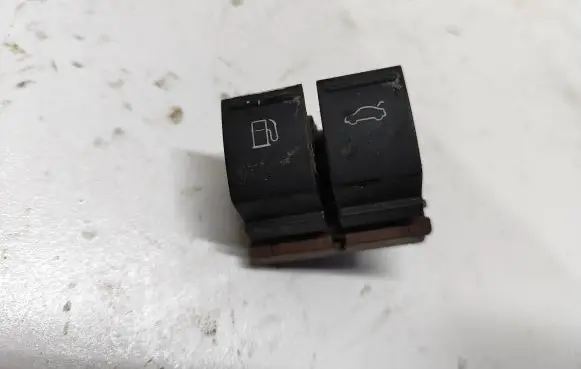 Volkswagen PASSAT B6 Tailgate opening switch 3C0959903 264501S