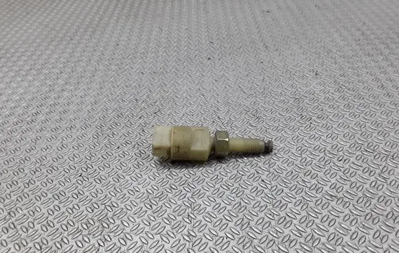 Audi A6 S6 C5 4B Brake pedal sensor switch 4A0945515