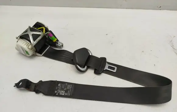 Skoda Fabia Mk2 (5J) Front seatbelt 5J0857701B