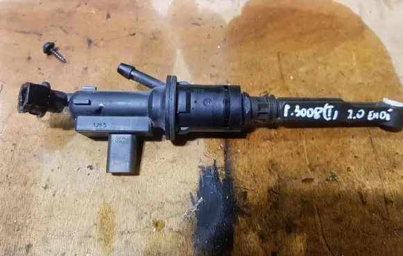 Peugeot 3008 I Clutch slave cylinder 9689015980