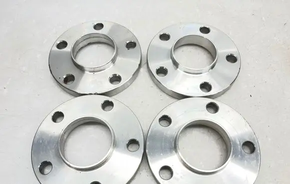 Mercedes-Benz C W204 Wheel spacers