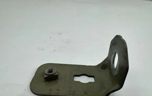 Audi A3 8Y Fender mounting bracket 8Y0821467
