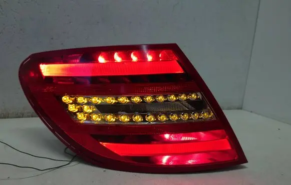 Mercedes-Benz C W204 Rear/tail lights A2048201864 2048201864