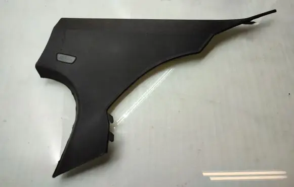 BMW 5 F10 F11 (C) pillar trim 9116358