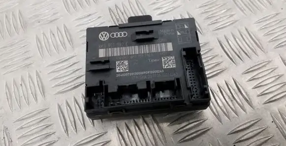 Audi A4 S4 B8 8K Door control unit/module 8K0959792E