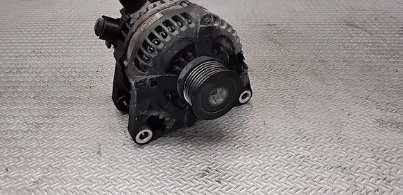 Ford Focus Generator/alternator 3M5T10300PD