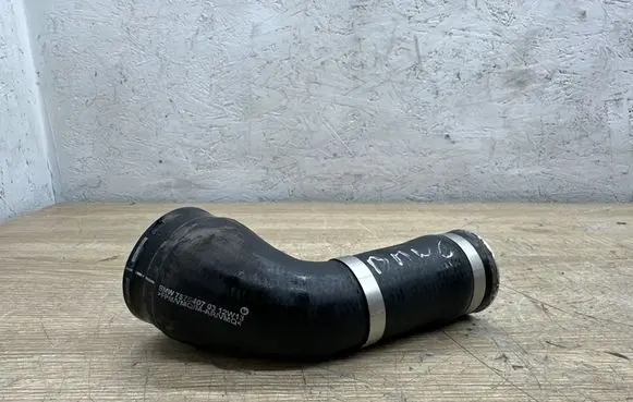 BMW 6 F06 Gran coupe Intercooler hose/pipe 7575407
