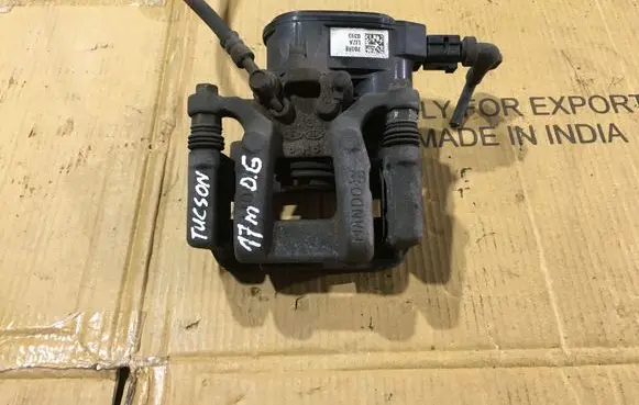 Hyundai Tucson TL Rear brake caliper