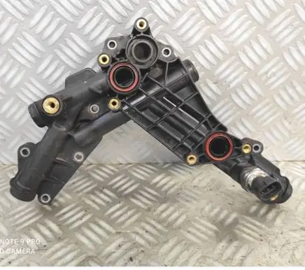 Toyota Avensis T270 Oil filter mounting bracket 94677PS 94683PS 92154PS
