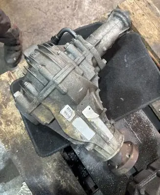 Jeep Grand Cherokee Front differential P68154503AB p68060207ad