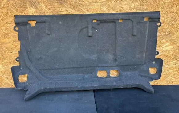 Volkswagen Tiguan Trunk/boot mat liner 5NA863717 0002170217 T3C23AAECA9
