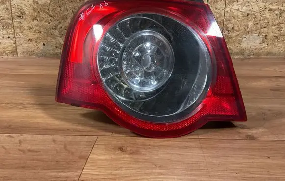 Volkswagen PASSAT B6 Rear/tail lights 3C5945095C
