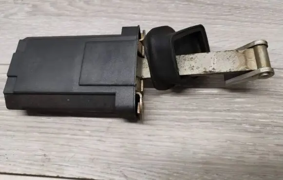 Mercedes-Benz C W202 Front door check strap stopper 