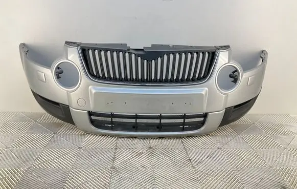 Skoda Yeti (5L) Front bumper 5L0807221