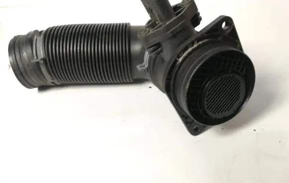 Audi A4 S4 B7 8E 8H Mass air flow meter 038906461B 0281002531