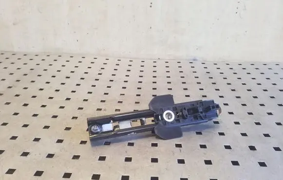 Volvo XC90 Seat belt adjustment rail 31332261