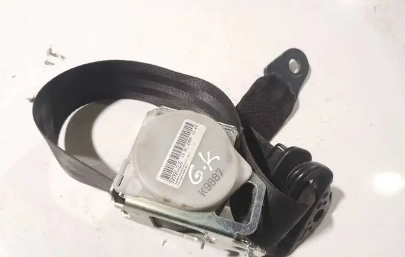 Citroen C4 Grand Picasso Middle seatbelt (rear) 
